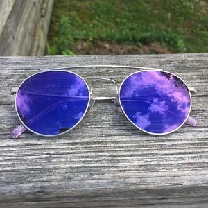 EUC Diff Eyewear Skye Sunglasses 😎